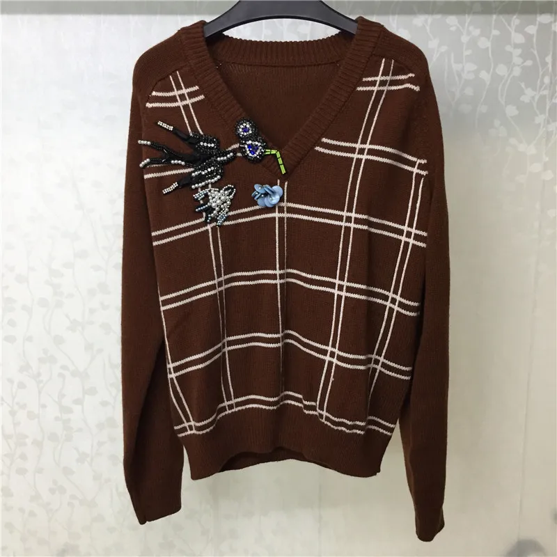 Women Wool Sweater Autumn V-neck Long Sleeve Beading Sweater Pullover 2018 Casual Plaid Sweater
