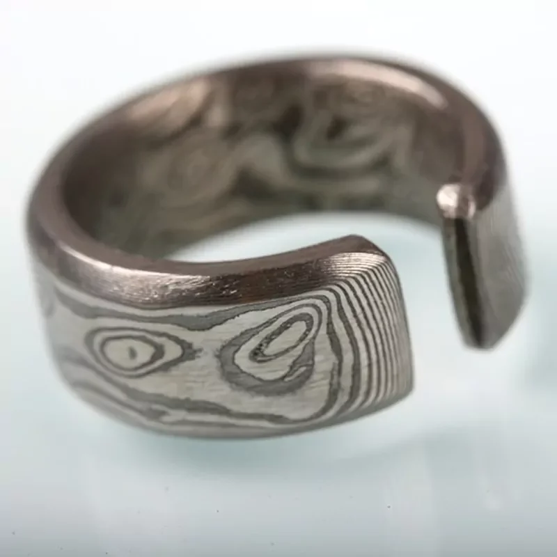 

Wave/Rolling/Flower Pattern Steel Valyrian Ring for Men Damascus Material Mixed Iron HRC24 Opening Handmade