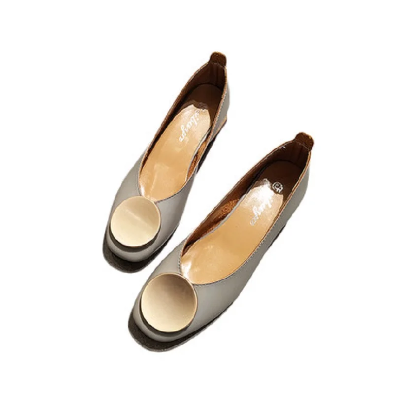 

2019 square head single shoes female shallow mouth thick with retro wind grandma shoes round buckle fashion comfortable high hee