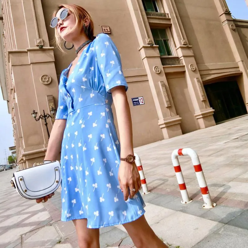 yinlinhe Light Blue V neck Summer Dress Short Sleeve Slim Elegant Women Dress Button Fashion Ladies Ruffles Vestido    3