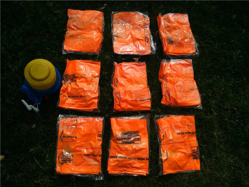 3928155472_1565983735