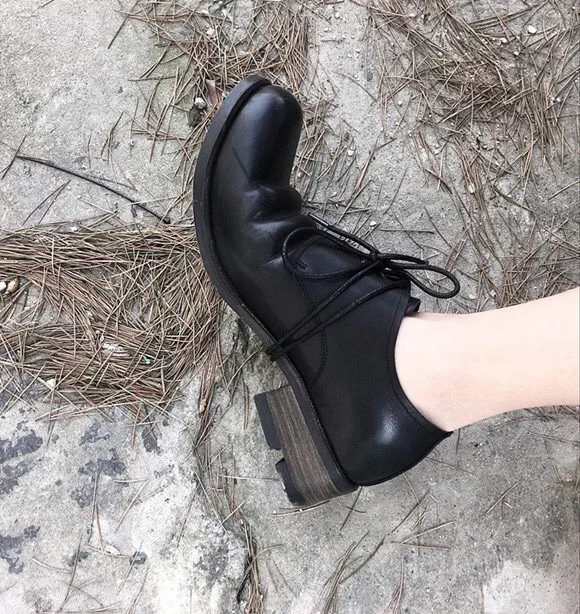 

Brand Design New 2018 Warping Round Toe Flats Genuine Leather Non-slip Lace up Retro Novelty Black Shoes Zapatos Mujer Female