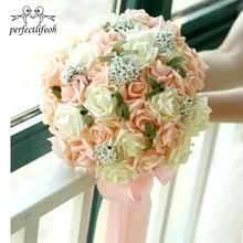 Perfectlifeoh невесты держащей цветок подружек невесты свадебное шампанское роза Моделирование цветы