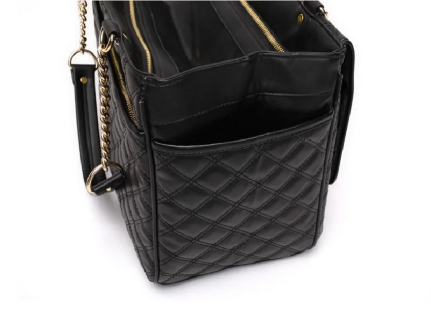 C34_New_arrival_Luxury_Pet_Carrier_Bag_Breathable_Portable_Travel_PU_Dog_Carrier_Handbag_for_Small_dog_Chihuahua_Yorkshire_16