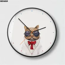 Modern Minimalist Dog Cat Animal Pattern Wall Clock Advanced European Artistic Exquisite Metal Frame Mute Wall Clock for Decor