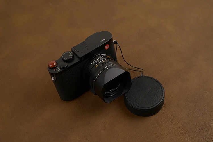leica q lens cap