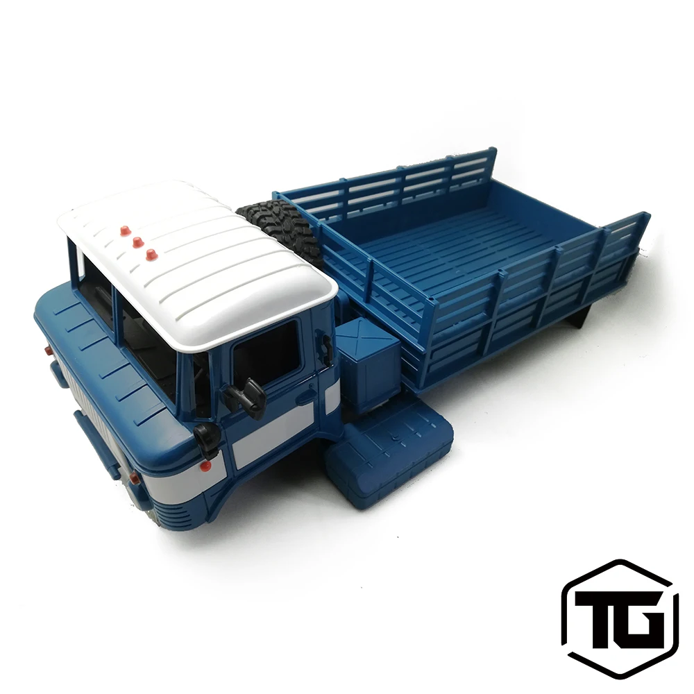 

TGRC 1/16 Model Car Shell GAZ Car Shell B24 MN-66