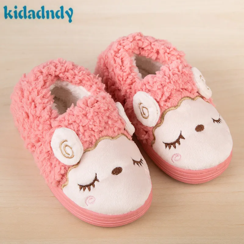 comprar 2017 outono e inverno novo das crianças do bebê sapatos de algodão sapatos de bebê sapatos quentes sapatos de algodão das Crianças não deslizamento GXJ119