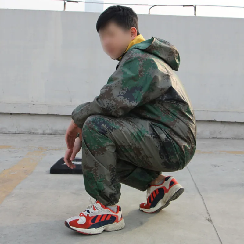 Tanie Motocykl płaszcz przeciwdeszczowy mężczyźni odkryty kamuflaż odzież przeciwdeszczowa kobiety wodoodporny kombinezon płaszcz przeciwdeszczowy kolarstwo piesze wycieczki Camping płaszcz przeciwdeszczowy X9145