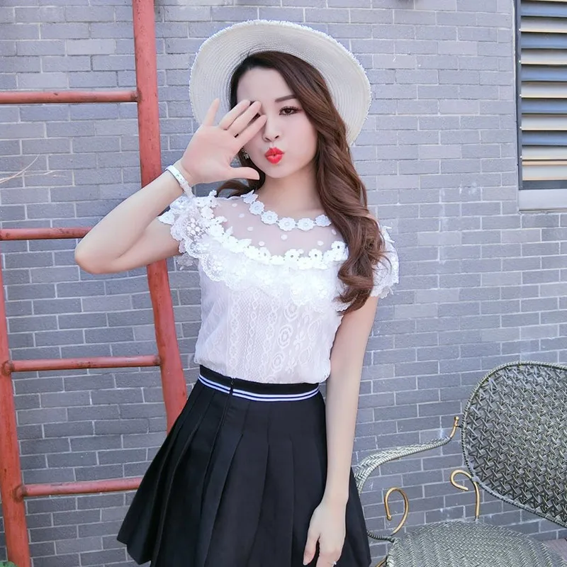 2018 New Women Summer Blouse Sweet Dot Floral Lace Shirt Female Slim Short Sleeve Ruffles Mesh Blouses Blusas Short Tops AB835 5