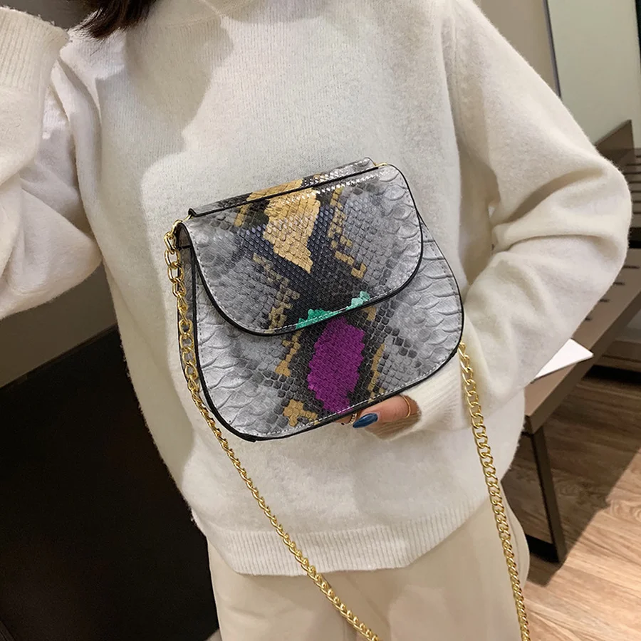 Casual Serpentine Printed Chain Bags Women Shoulder Messenger Bags Fashion Pu Women Snake Pattern Handbags Ladies Small Chic Bag