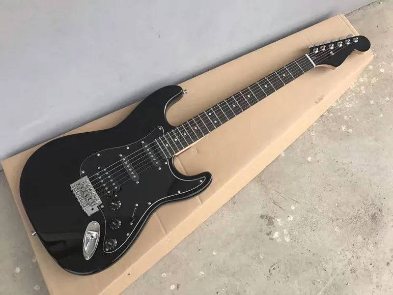 New arrival custom shop electric guitar, Maple neck ST