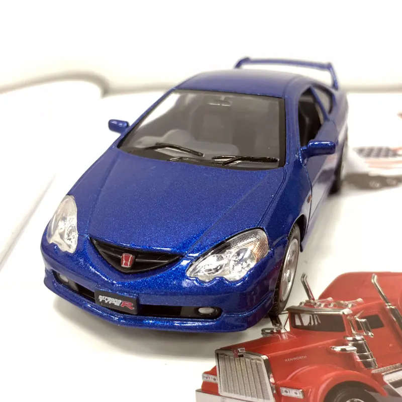 

YJ 1/34 Scale Car Model Toys HONDA IntegraType-R Diecast Metal Pull Back Car Model Toy For Gif/tKids/Collection