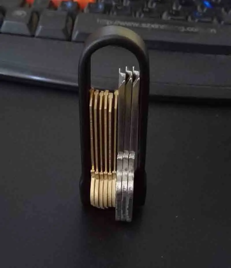 3291040503_1807736194
