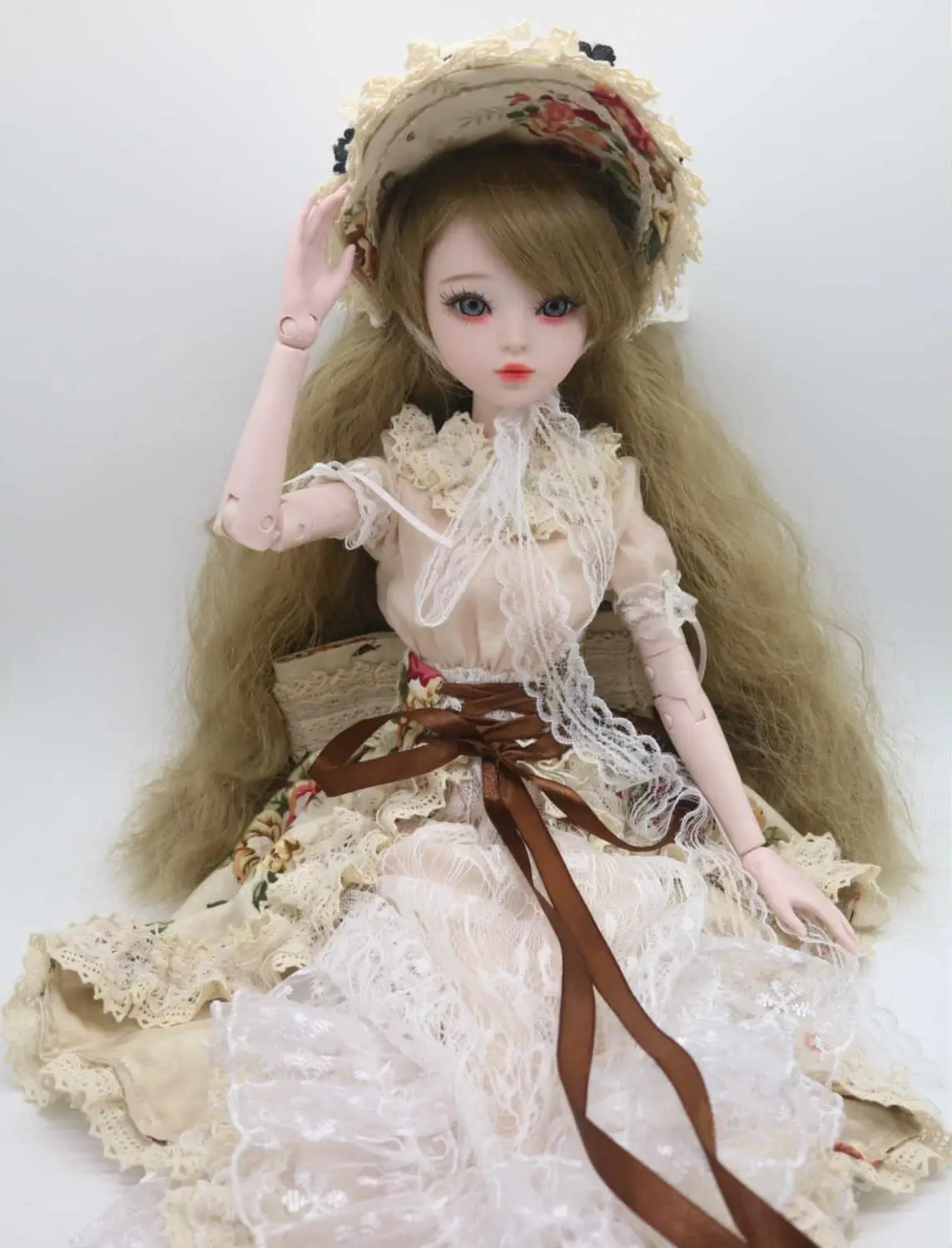 

Fashion Style 1/3 BJD Doll 56cm female Plastic joint moveable doll includes the doll clothes
