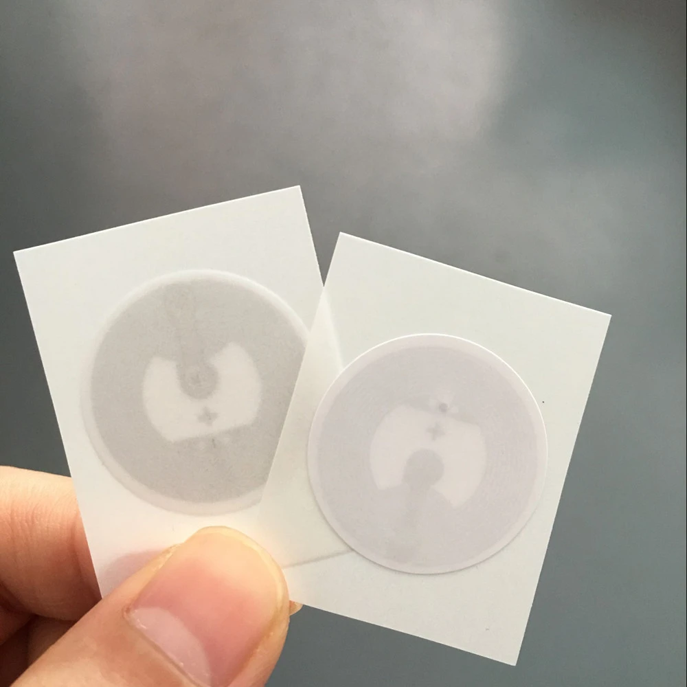 100pcs Nfc Tag Ntag215 Nfc Sticker Universal Adhesive Labels For Amiibo  Tagmo ,android Sony Htc Lg Nokia Nfc Phone Device - Ic/id Card - AliExpress