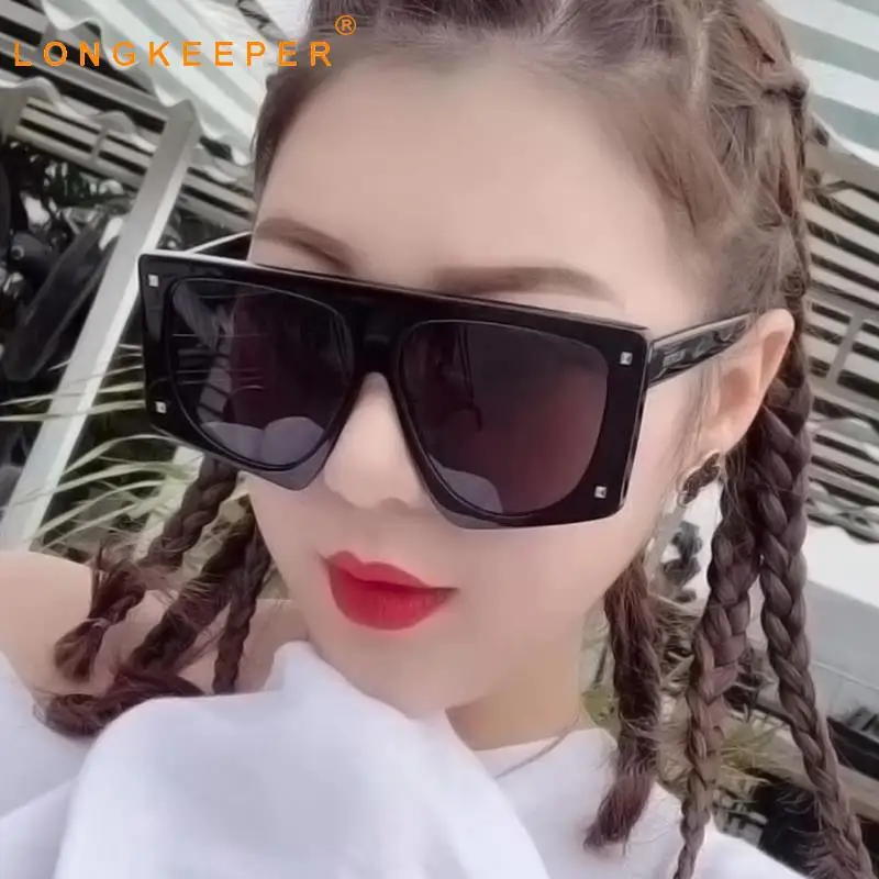 

LongKeeper Fashion Oversized Sun Glasses Women Big Frame Gradient Shades Retro Sun Glasses UV400 Gafas de sol