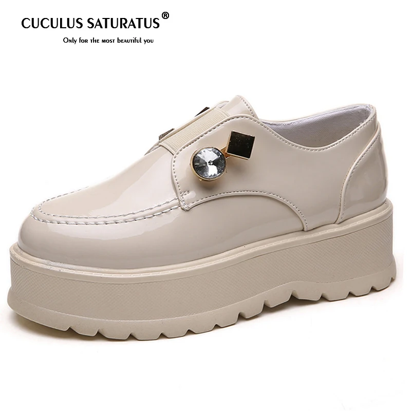 

Cuculus Vintage Brogue Shoes Slip On Platform Oxfords Shoes Woman Casual PU Patent Leather Creepers Fashion Flats 1014