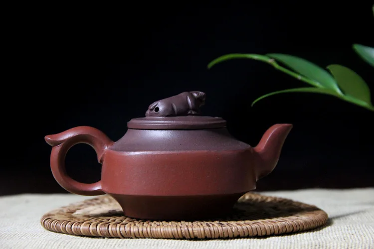 140 мл Китай Исин Zisha Pixiu Чай горшок Чай комплект ручной работы Фиолетовый Клей Чайники Чай горшок бонус 3 Чай Чашки с подарочной коробке
