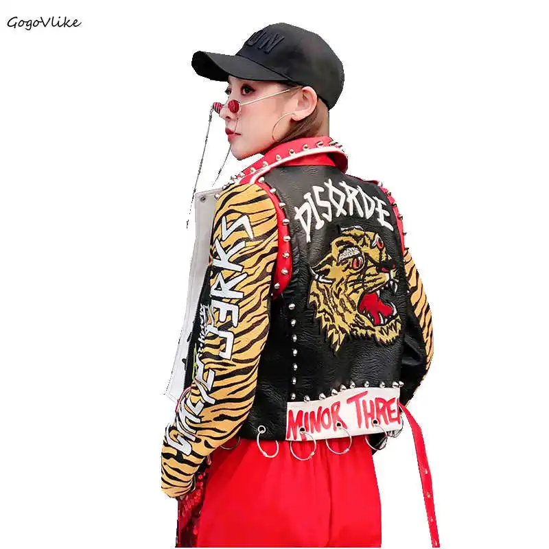 

Punk Motor Jacket Tiger Embroidery 2018 women PU leather Motorcycle Cool Jackets Metal ring Coat Graffiti Short Design LT234S50