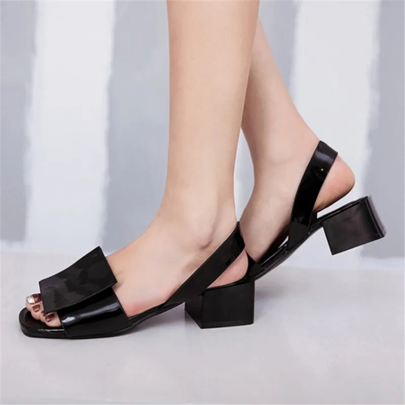 Plus Size 34-43 New summer square heels women sandals ladies white and black open toe Rome beach shoes Fashion Casual sandals