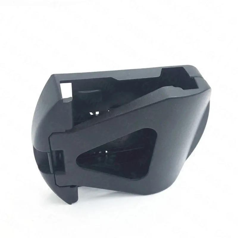 

Triangle warning sign bracket 2010-mer ced es-be nzE260 C180 CLS300 AMG Level Trunk fixed triangle warning sign base Stable clip