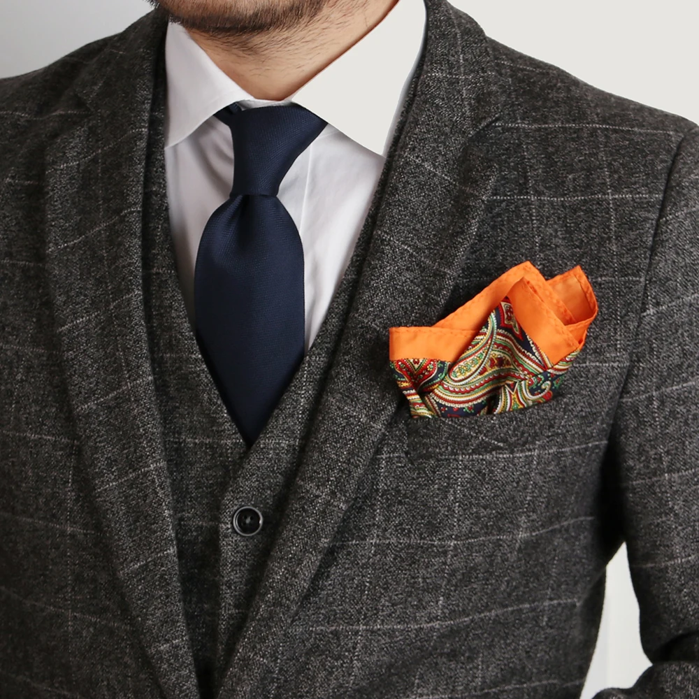 Рисунок 2 - Мужские платки из микрофибры Tailor Smith