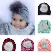 Зимняя детская шапка тюрбан с помпонами; бархатные носки для новорожденных для маленьких девочек шляпа Кепки вязанная шапочка для детей с Капо Подставки для фотографий Baby muts