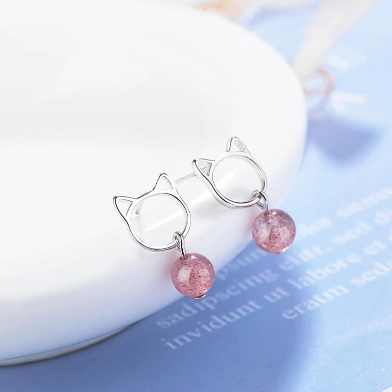 

Cat Strawberry Crystal Moonstone Cute Exquisite Simple 925 Sterling Silver Temperament Fashion Female Dangle Earrings SEA382