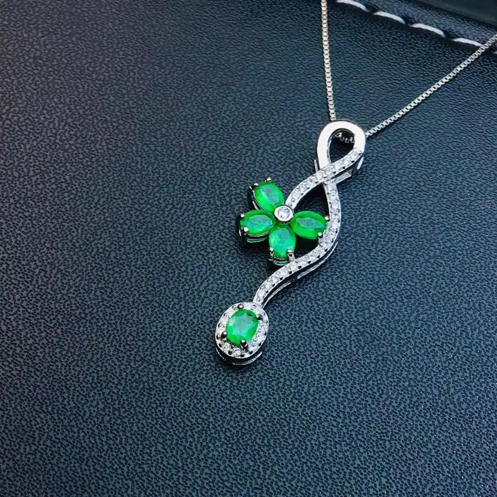 Pendentif en pierre naturelle verte émeraude collier pendentif en pierres précieuses naturelles S92