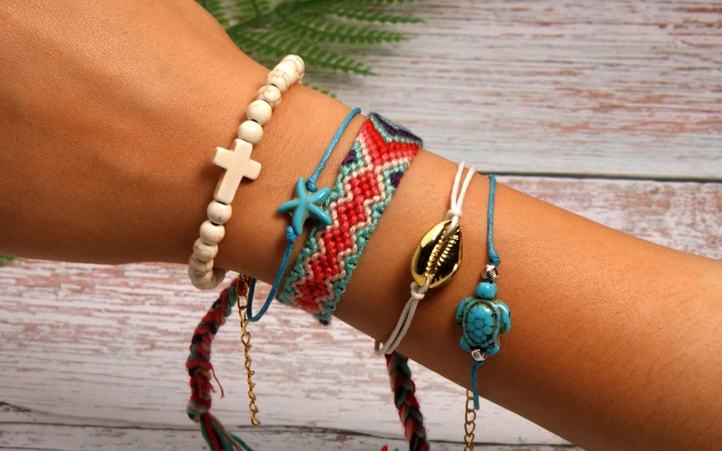 MOON GIRL 5 Pieces Puka Shell Bracelet Set Turtle Starfish Cross Beads Boho Weave Bracelet for Women Friendship Jewelry Dropship