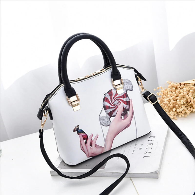 

Women Characters Pattern Handbag Lady New Fashion Style Messenger Bag Fresh Evening Handbag Brand Casual Color Tote