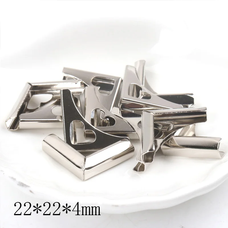 

Metal Corners For Books Scrapbooking Photo Albums Menus Corner Protectors Metal Crafts DIY Ornament 22x22x4mm 20pcs