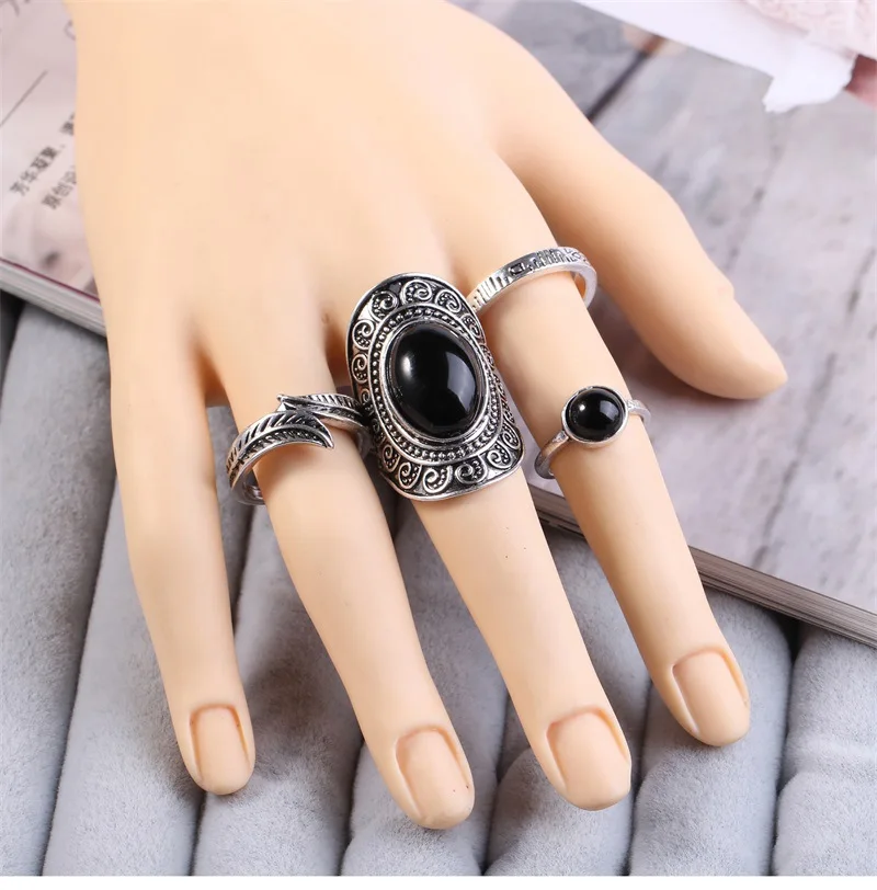 4pcs/set  Fashion Women's Retro Ancient Silver  Palm Hollow Carved black Gem Ring Combination Set Ring Jewelry