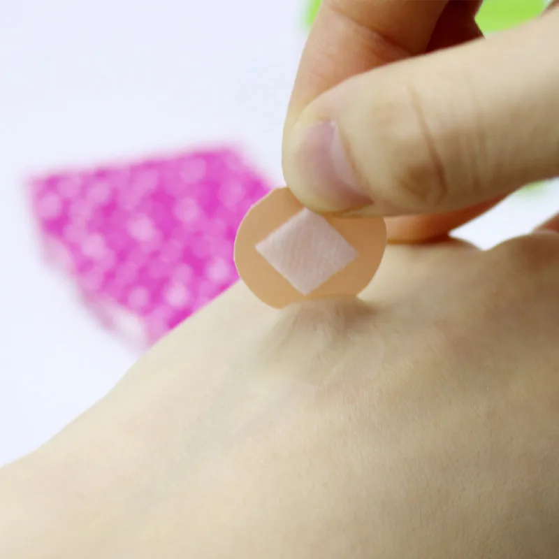 

100 Pack Spot Adhesive Bandages Round Sheer Sterile Non-Stick Pad for Minor Wound Care MSD-ING