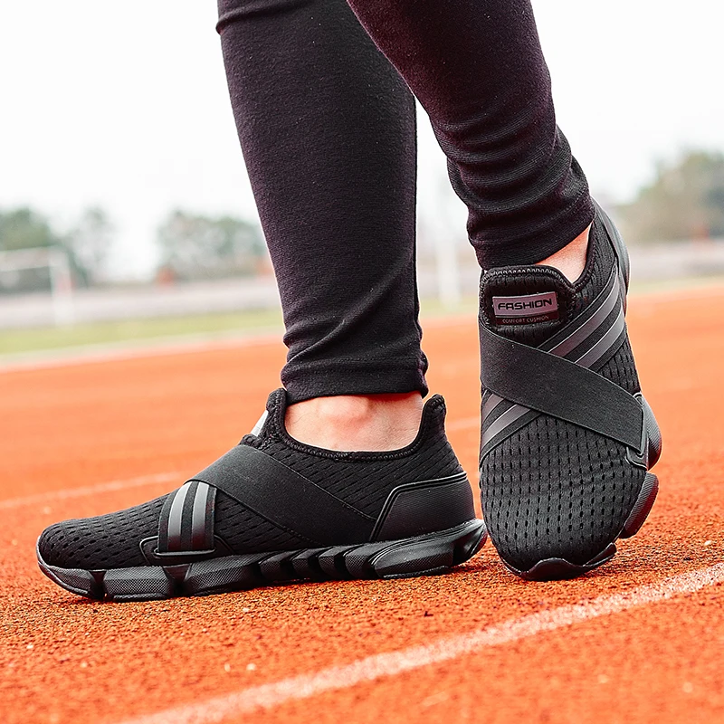 Breathable Male Shoes Adult Summer Casual Men Sneakers Mesh Sweat-Absorbant Fashion Brand Black Light Man Loafers Big Size 39-46