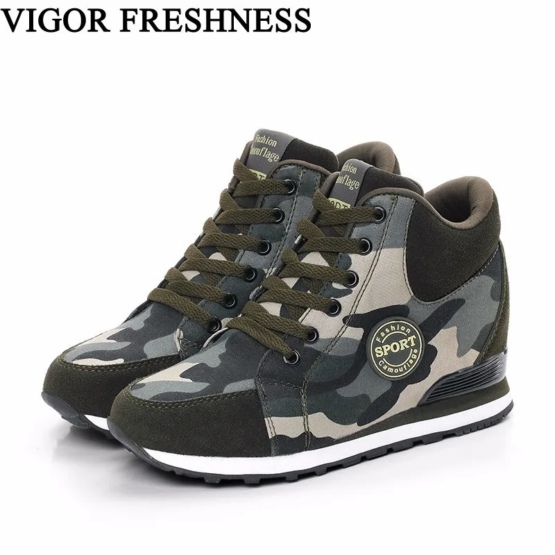 

VIGOR FRESHNESS Autumn Shoes Women Ankle Boots Camouflage Military Training Shoes Woman Height Increasing Sneakers Spring S64