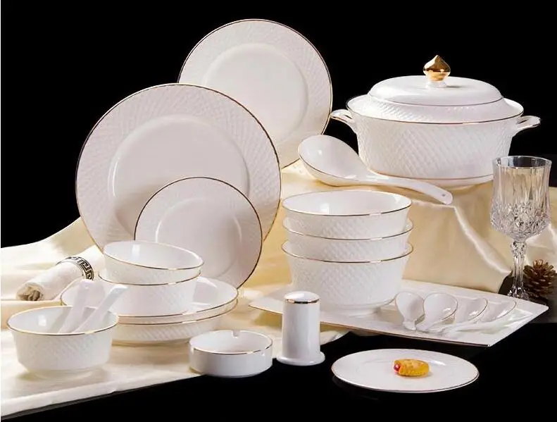 Luxurious European Dinnerware Sets Western Ceramic Gold Trim Tableware 