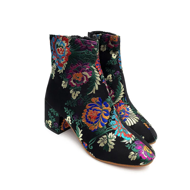 

Fashion Ethnic Style Embroidery High Heel Shoes Thick-heel Women's Boots Size 35-40 Black Booties Flower Shoes Women