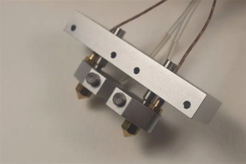 

Replicator 2X Hot End assembly kit dual extruder Replicator 2X Bar Mount Assembly w/ Stranded Thermocouple set/kit