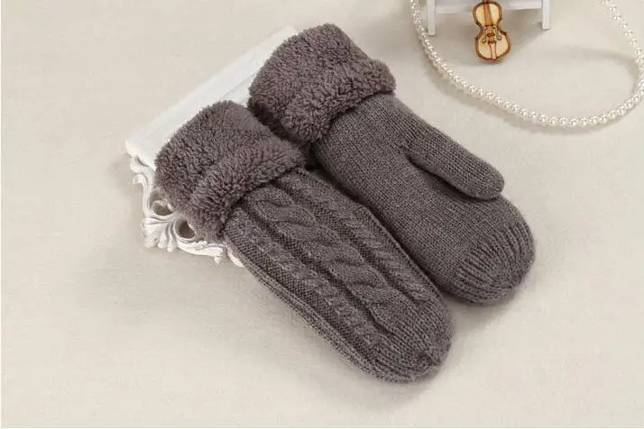 Dark Gray Женские модные вязаные твист Цветы Варежки Зимние женские шерсть плюс кашемир бархат утолщение теплые полный палец перчатки Guantes L46 - Цвет: Dark Gray