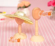 Mini dollhouse Mini wooden furniture with 2 wooden accessories