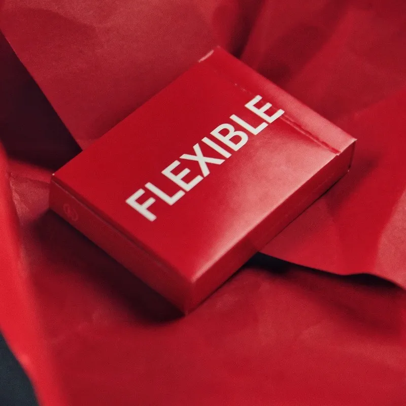 Red flex. Red flex