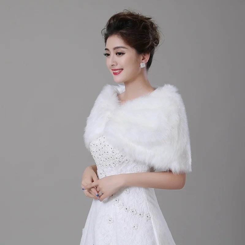 

New White Faux Fur Coat Bridal Envelopes Shawl Bridal Wedding Jackets / Wrap