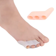 1 Pair Gel Toes Separators Orthotics Stretchers 3 Holes Toe Corrector Separators Straightener Splint Protector Tailor's Bunion