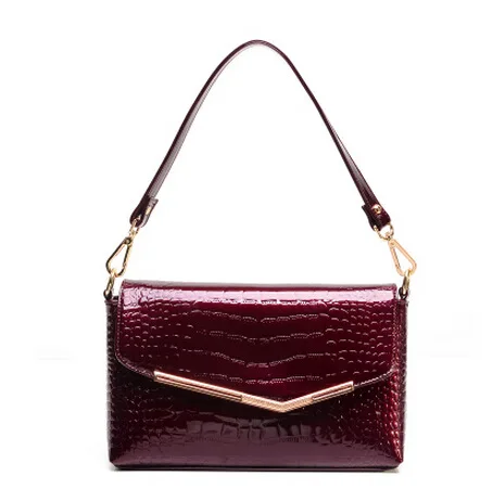 wine red