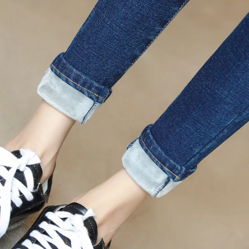 Black Plus Velvet Thicken Jeans Woman Autumn High Waist Jeans Femme Long Pencil Pants Women Warm Denim Winter Ladies Jeans C5075 Black Plus Velvet Thicken Jeans Woman Autumn High Waist Jeans Femme Long Pencil Pants Women Warm Denim Winter Ladies Jeans C5075
