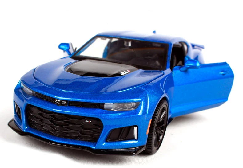 Спортивный автомобиль Maisto 1:24 2017 Camaro ZL1 модель литая из сплава красный игрушка для