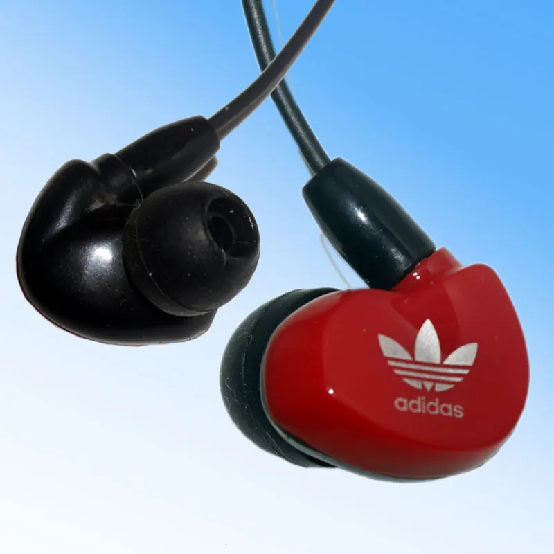 2016 hot 3 5mm in ear headphones headsets earphones for IPHONE 3 4 4s 5 5s