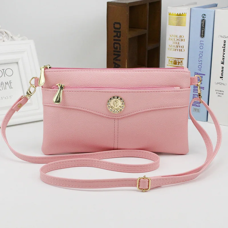 pink small shoulder bag